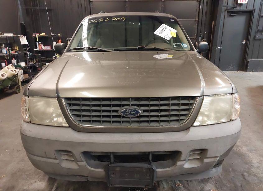 Photo 12 of 2002 Ford Explorer XLS (VIN 1FMZU62E12ZA65103)