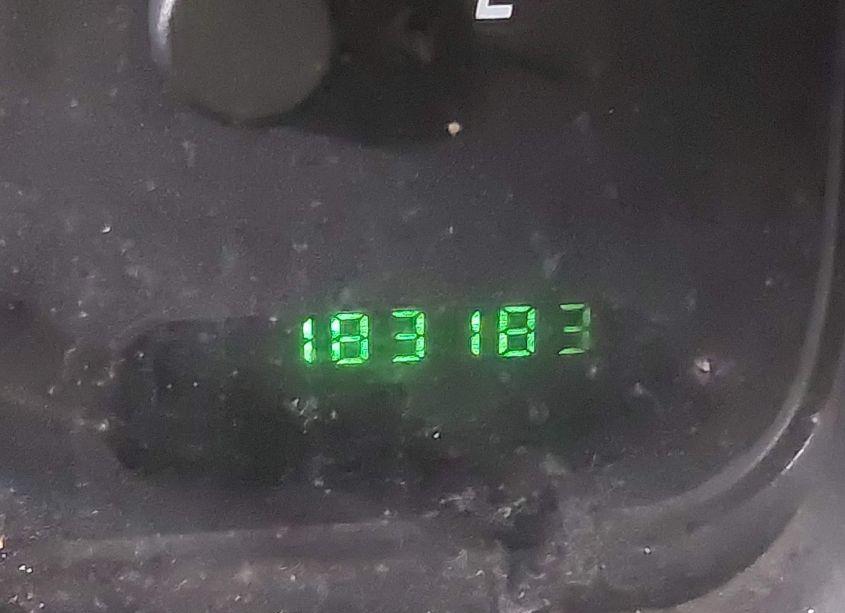 Photo 15 of 2002 Ford Explorer XLS (VIN 1FMZU62E12ZA65103)