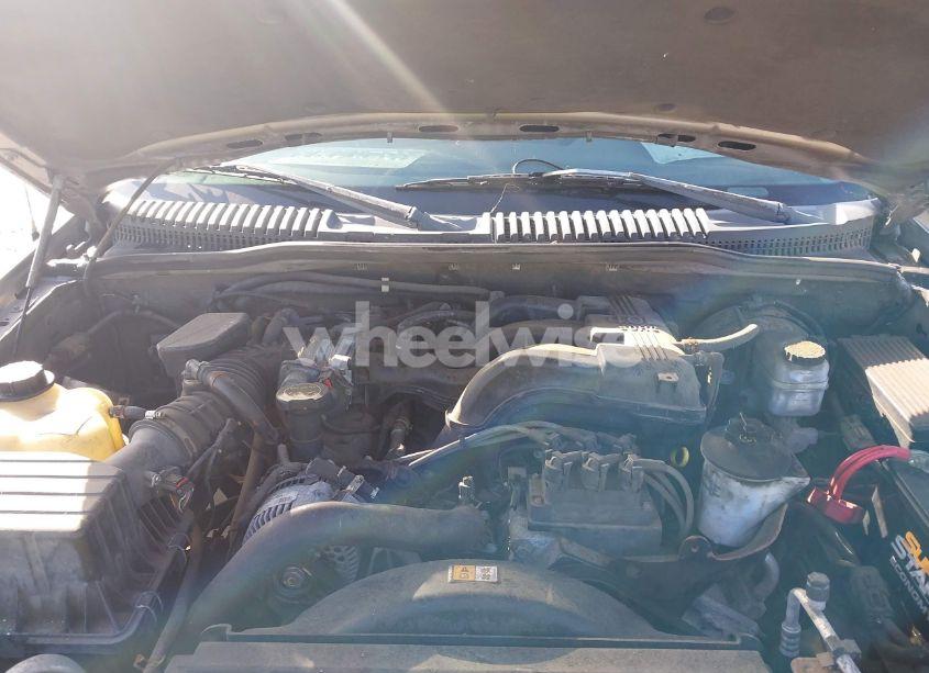 Photo 10 of 2005 Ford Explorer XLS/XLS SPORT (VIN 1FMZU62E25ZA69892)