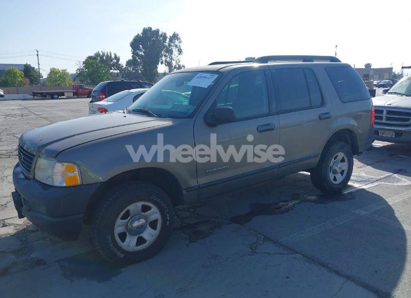 Photo 2 of 2005 Ford Explorer XLS/XLS SPORT (VIN 1FMZU62E25ZA69892)