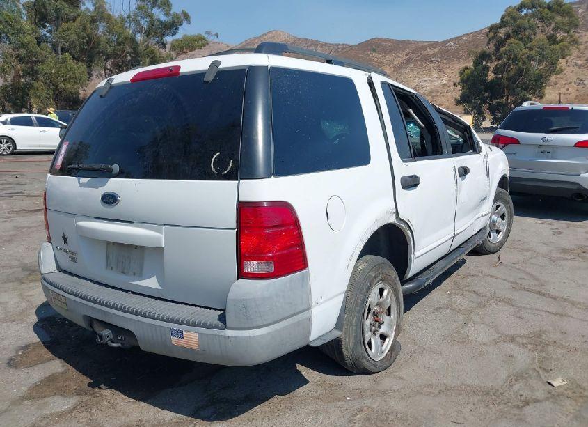 Photo 4 of 2002 Ford Explorer XLS (VIN 1FMZU62E42ZC16810)