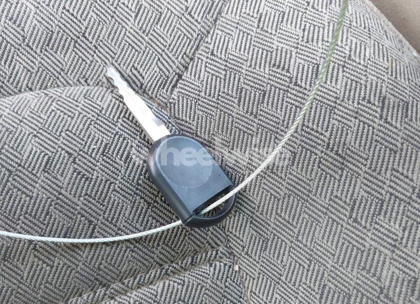 Photo 11 of 2002 Ford Explorer XLS (VIN 1FMZU62E52UC26811)