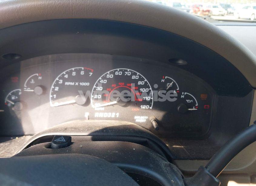 Photo 7 of 2002 Ford Explorer XLS (VIN 1FMZU62E52UC26811)