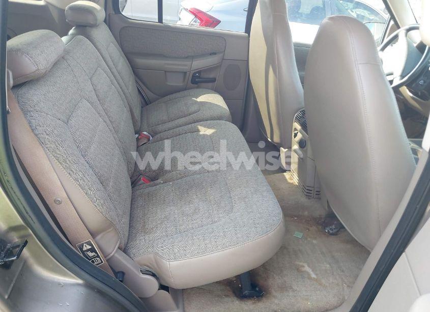 Photo 8 of 2002 Ford Explorer XLS (VIN 1FMZU62E52UC26811)