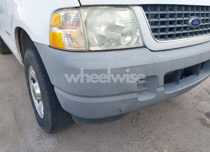 Photo 6 of 2002 Ford Explorer XLS (VIN 1FMZU62E52UC41583)