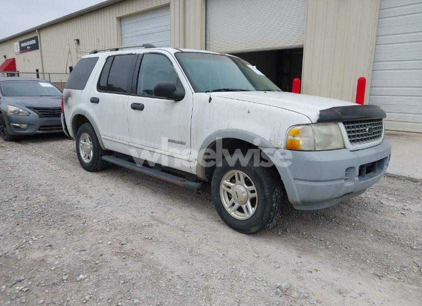 2002 Ford Explorer XLS (VIN 1FMZU62E62UA76563) main photo
