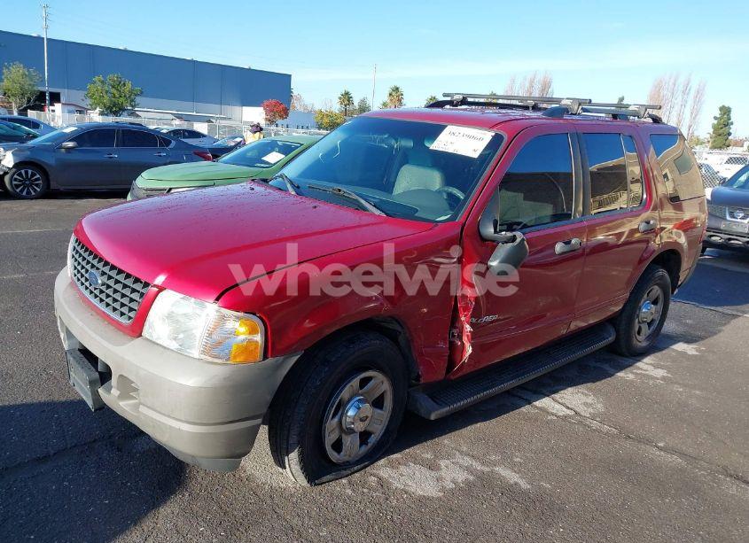 Photo 2 of 2002 Ford Explorer XLS (VIN 1FMZU62E62UC44749)