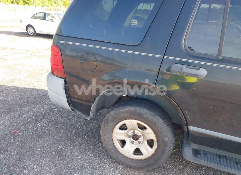 Photo 6 of 2005 Ford Explorer XLS/XLS SPORT (VIN 1FMZU62E85UB10474)