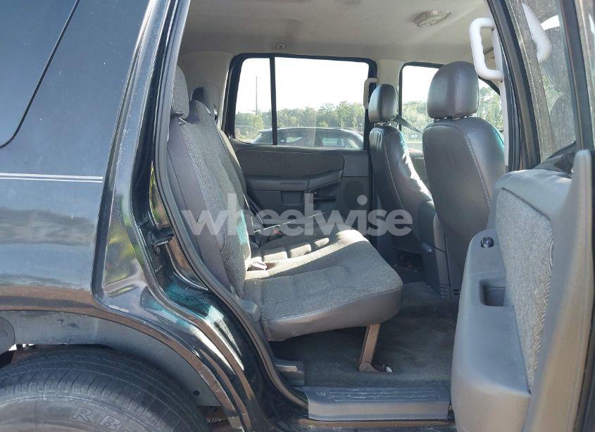 Photo 8 of 2005 Ford Explorer XLS/XLS SPORT (VIN 1FMZU62E85UB10474)