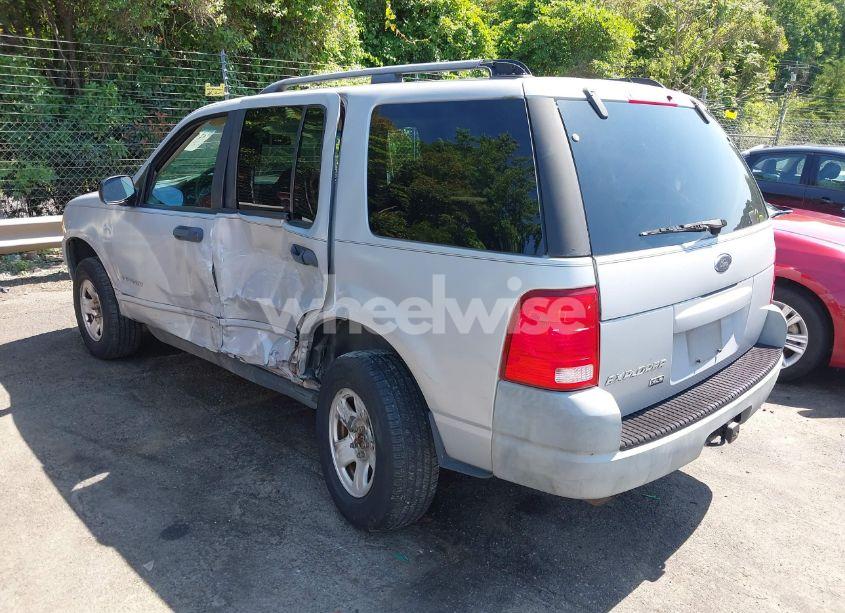 Photo 3 of 2002 Ford Explorer XLS (VIN 1FMZU62E92UA29933)