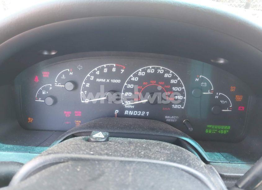 Photo 7 of 2002 Ford Explorer XLS (VIN 1FMZU62E92UA29933)