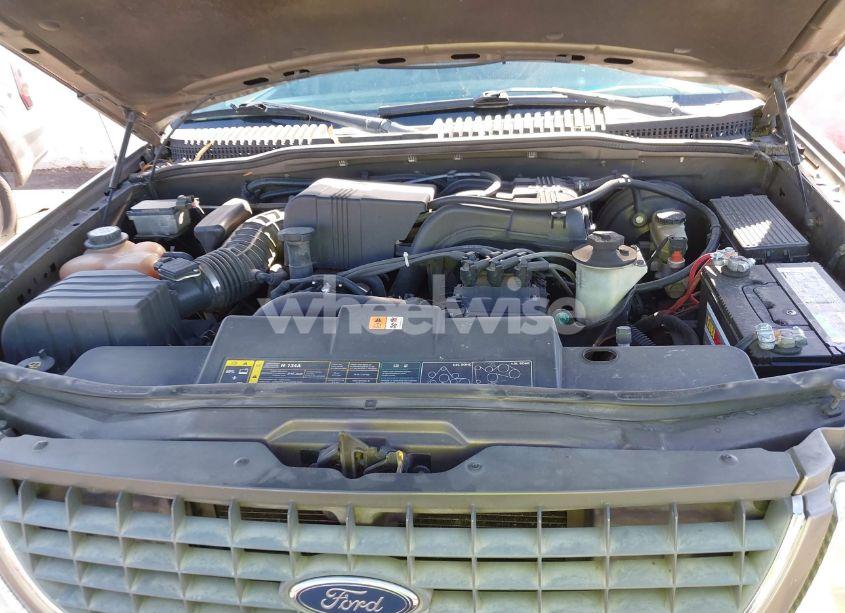 Photo 10 of 2002 Ford Explorer XLS (VIN 1FMZU62E92ZB60511)