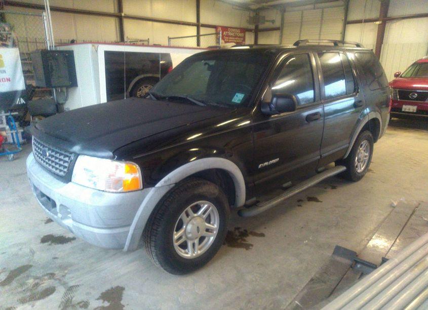 Photo 2 of 2002 Ford Explorer XLS (VIN 1FMZU62EX2ZA83308)