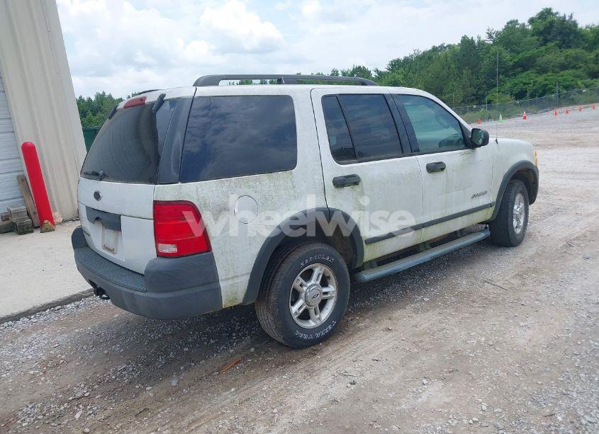 Photo 4 of 2004 Ford Explorer XLS (VIN 1FMZU62K04ZB15787)