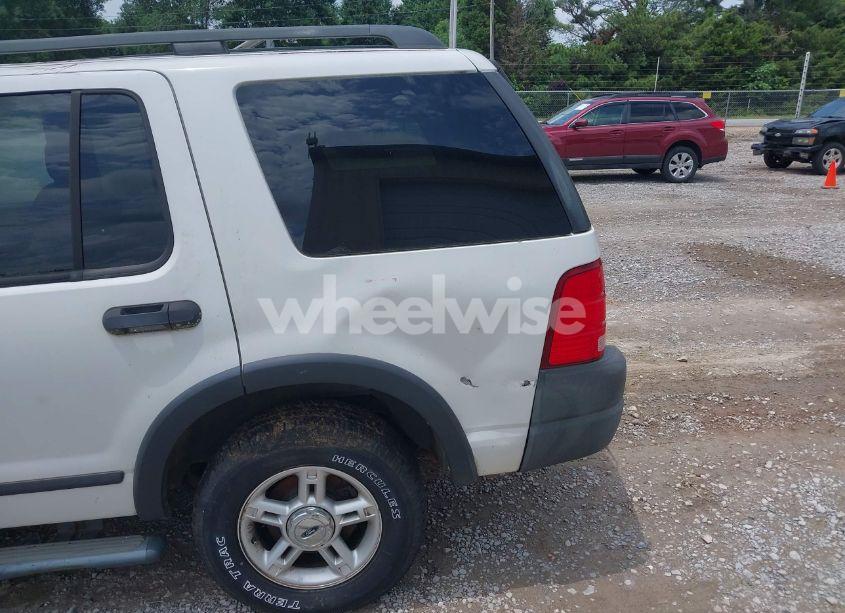 Photo 6 of 2004 Ford Explorer XLS (VIN 1FMZU62K04ZB15787)