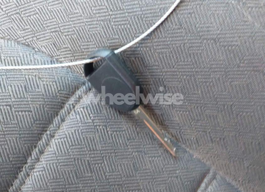 Photo 11 of 2003 Ford Explorer XLS (VIN 1FMZU62K13UB21870)