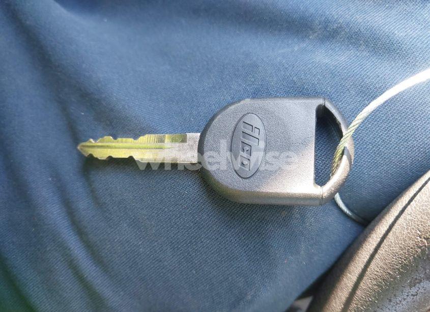 Photo 11 of 2004 Ford Explorer XLS (VIN 1FMZU62K14ZA54224)