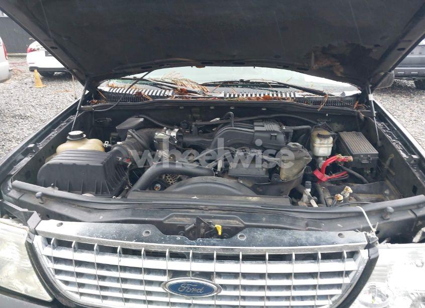 Photo 10 of 2005 Ford Explorer XLS/XLS SPORT (VIN 1FMZU62K25UB53441)