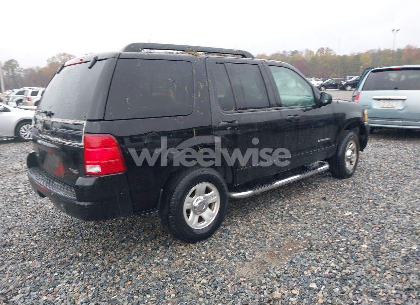 Photo 4 of 2005 Ford Explorer XLS/XLS SPORT (VIN 1FMZU62K25UB53441)