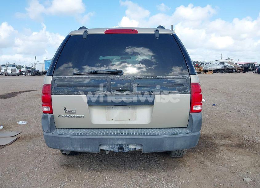 Photo 17 of 2004 Ford Explorer XLS (VIN 1FMZU62K44ZB28882)
