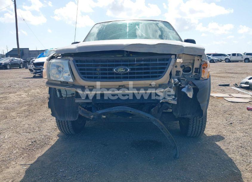 Photo 6 of 2004 Ford Explorer XLS (VIN 1FMZU62K44ZB28882)