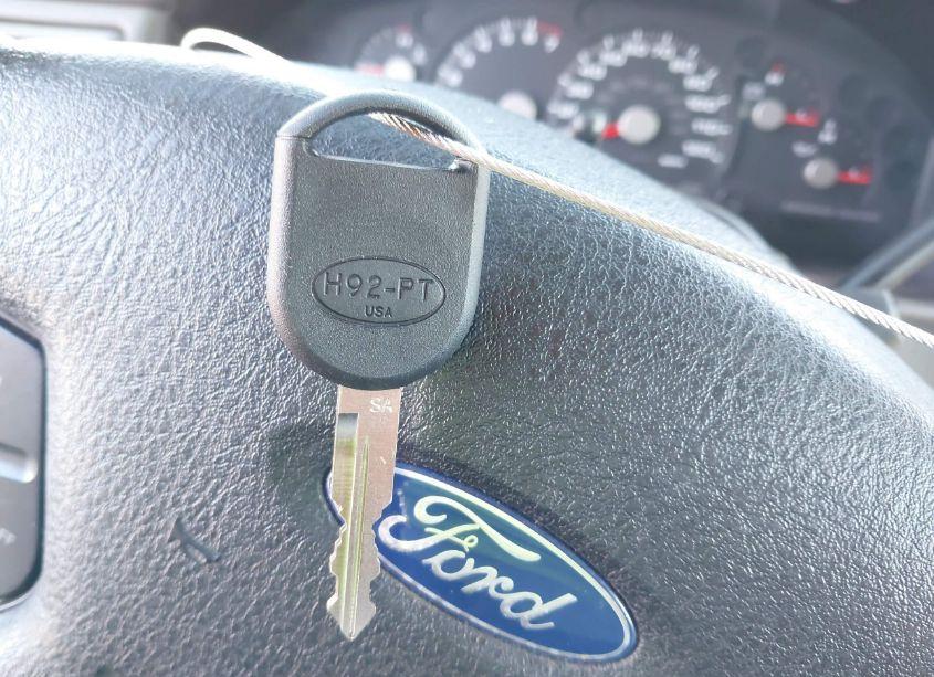 Photo 11 of 2005 Ford Explorer XLS/XLS SPORT (VIN 1FMZU62K45UA34421)