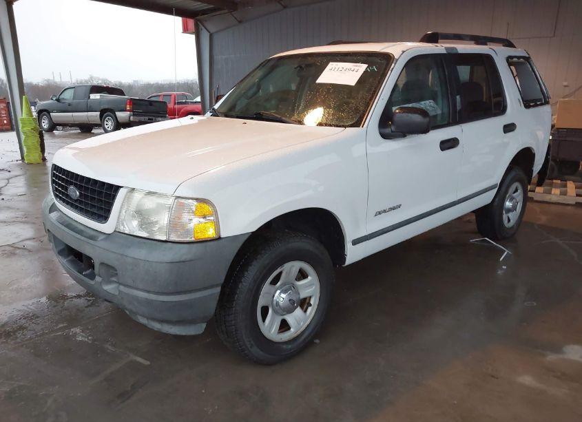 Photo 2 of 2005 Ford Explorer XLS/XLS SPORT (VIN 1FMZU62K45UA34421)