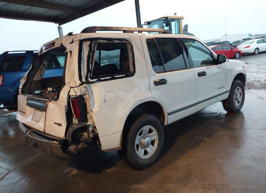 Photo 4 of 2005 Ford Explorer XLS/XLS SPORT (VIN 1FMZU62K45UA34421)