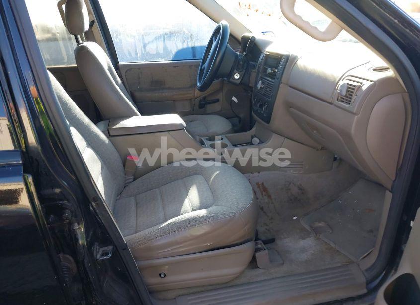 Photo 5 of 2003 Ford Explorer XLS (VIN 1FMZU62K63ZB49361)