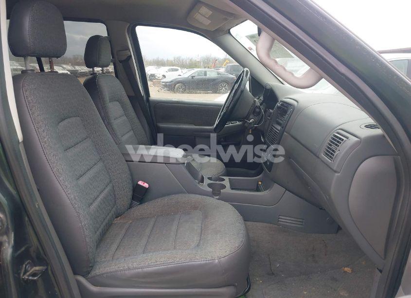 Photo 5 of 2003 Ford Explorer XLS (VIN 1FMZU62K73UC55170)