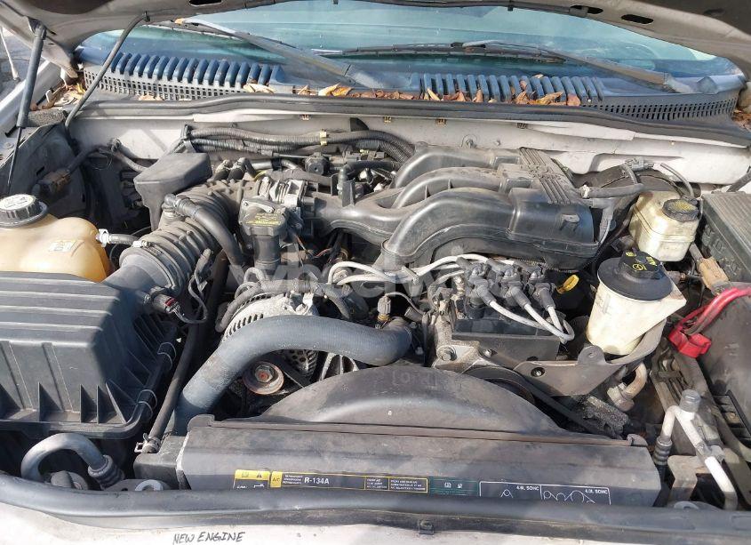 Photo 10 of 2005 Ford Explorer XLS/XLS SPORT (VIN 1FMZU62K75UA46403)