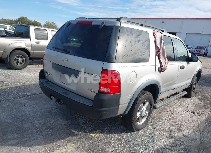 Photo 4 of 2005 Ford Explorer XLS/XLS SPORT (VIN 1FMZU62K75UA46403)