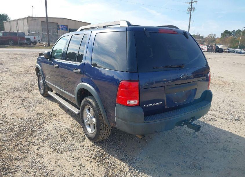 Photo 3 of 2005 Ford Explorer XLS/XLS SPORT (VIN 1FMZU62K75UA76789)