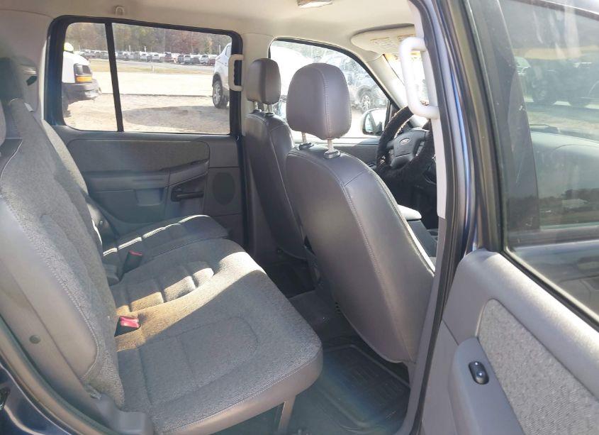Photo 8 of 2005 Ford Explorer XLS/XLS SPORT (VIN 1FMZU62K75UA76789)