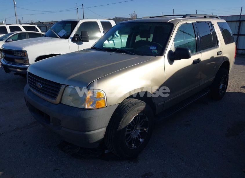 Photo 2 of 2003 Ford Explorer XLS (VIN 1FMZU62K83ZB24462)