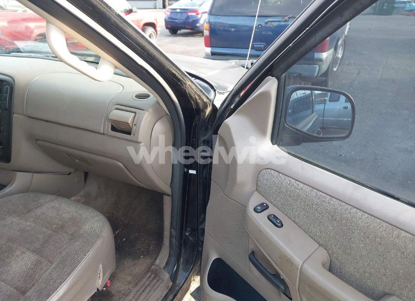 Photo 5 of 2005 Ford Explorer XLS/XLS SPORT (VIN 1FMZU62K85UB24493)