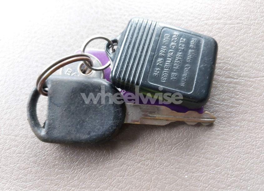 Photo 11 of 2002 Ford Explorer XLS (VIN 1FMZU62K92ZC75860)