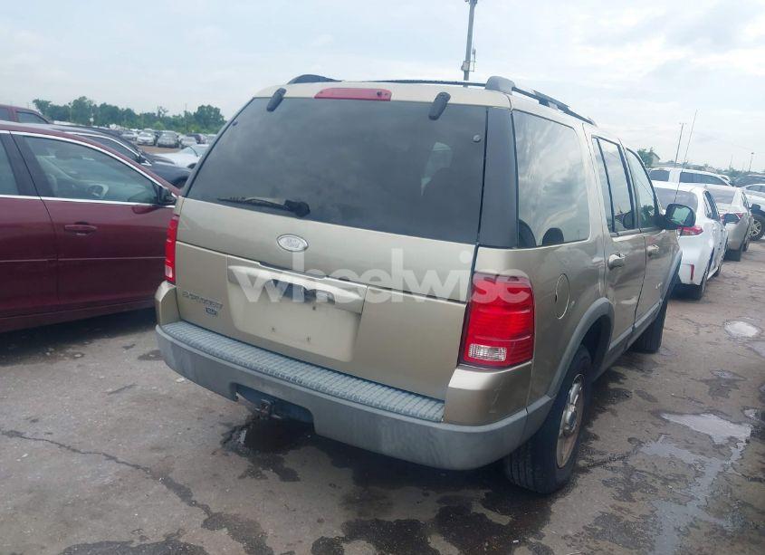 Photo 4 of 2002 Ford Explorer XLT (VIN 1FMZU63E02ZA06400)