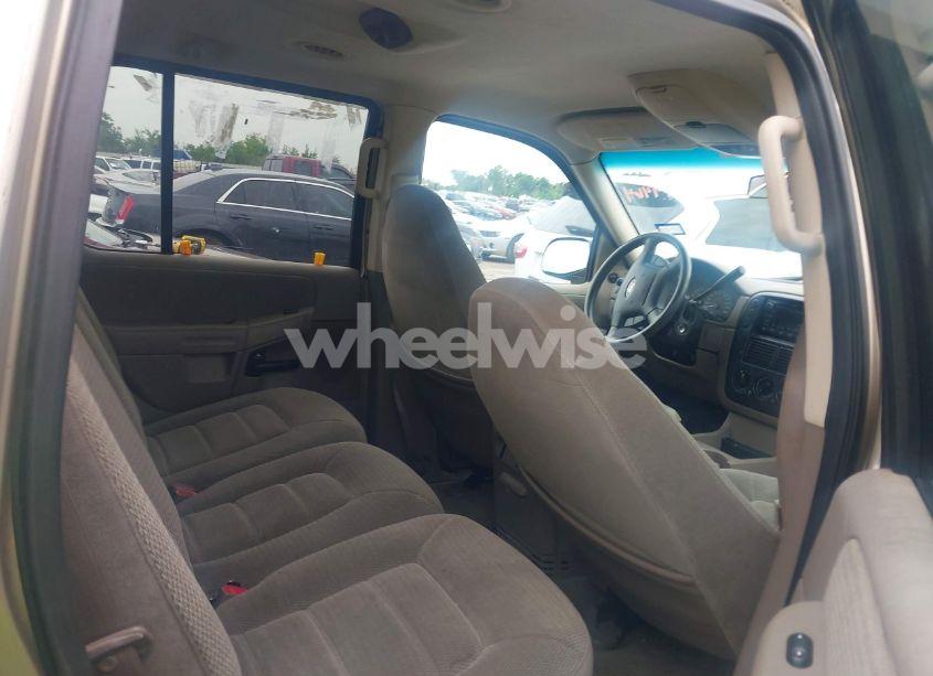 Photo 8 of 2002 Ford Explorer XLT (VIN 1FMZU63E02ZA06400)