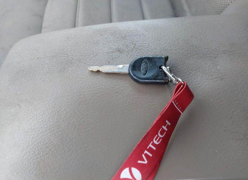 Photo 11 of 2005 Ford Explorer XLT/XLT SPORT (VIN 1FMZU63E05UB01332)