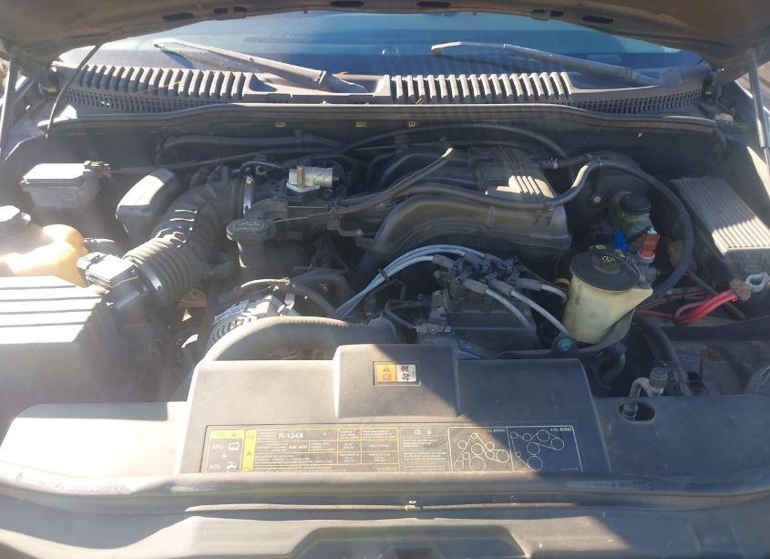 Photo 10 of 2002 Ford Explorer XLT (VIN 1FMZU63E32UB81897)