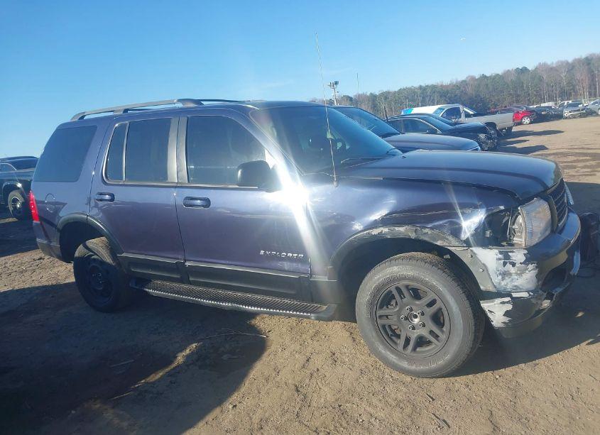 Photo 13 of 2002 Ford Explorer XLT (VIN 1FMZU63E32UB81897)