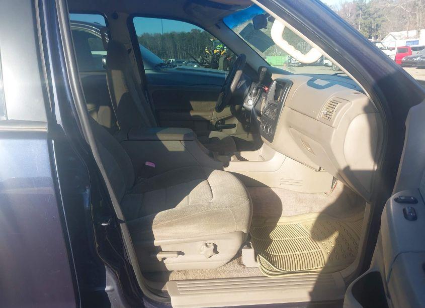 Photo 5 of 2002 Ford Explorer XLT (VIN 1FMZU63E32UB81897)