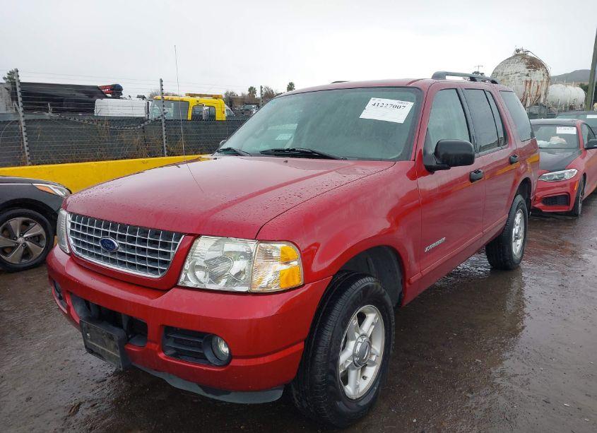Photo 2 of 2004 Ford Explorer XLT (VIN 1FMZU63E54ZB16216)