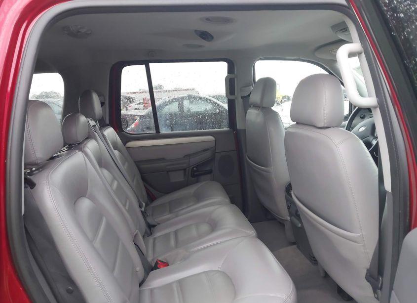 Photo 8 of 2004 Ford Explorer XLT (VIN 1FMZU63E54ZB16216)