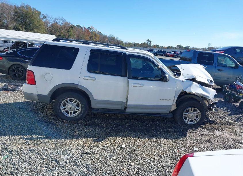 Photo 13 of 2002 Ford Explorer XLT (VIN 1FMZU63E62UC96638)