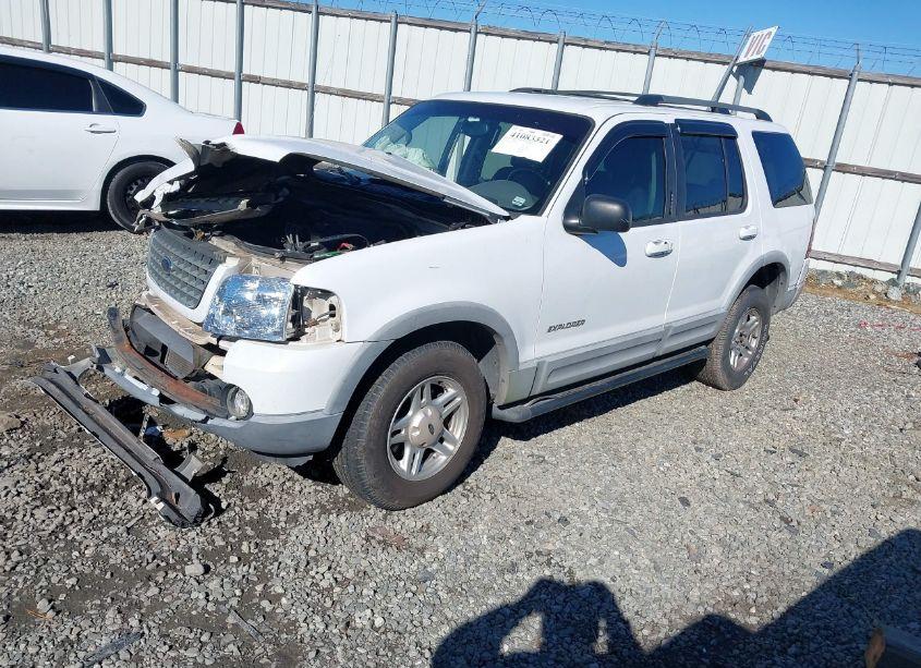 Photo 2 of 2002 Ford Explorer XLT (VIN 1FMZU63E62UC96638)