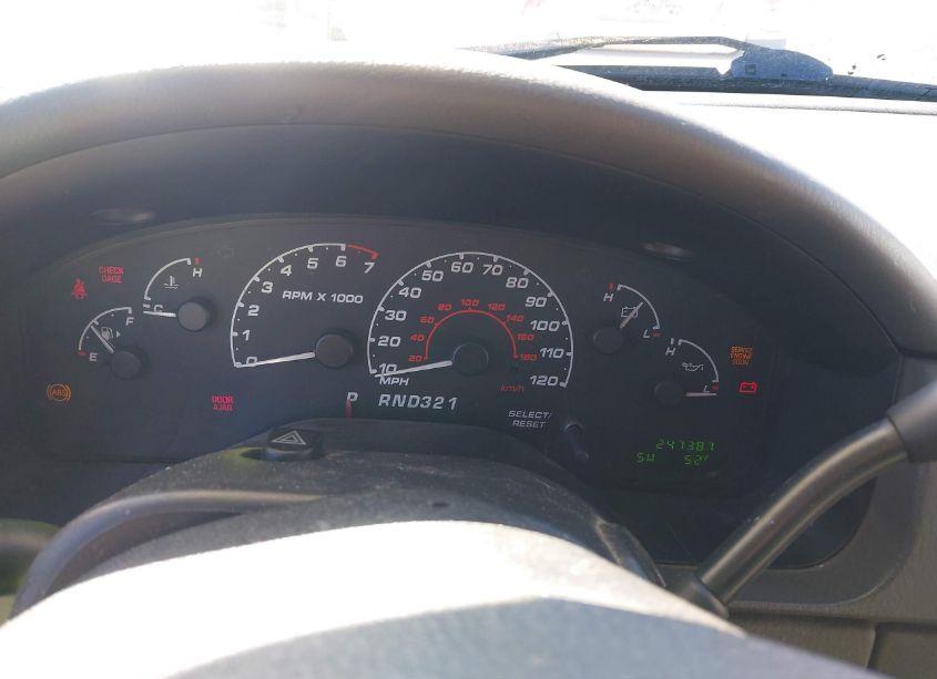 Photo 7 of 2002 Ford Explorer XLT (VIN 1FMZU63E62UC96638)