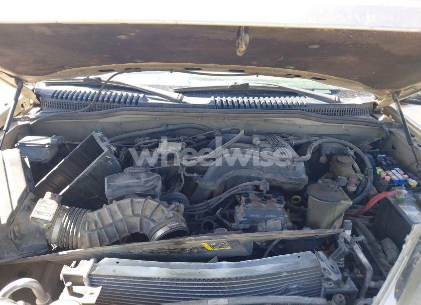 Photo 10 of 2002 Ford Explorer XLT (VIN 1FMZU63E62ZC23045)