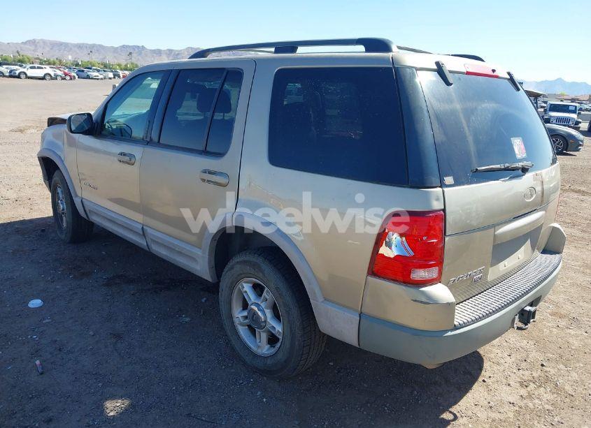 Photo 3 of 2002 Ford Explorer XLT (VIN 1FMZU63E62ZC23045)